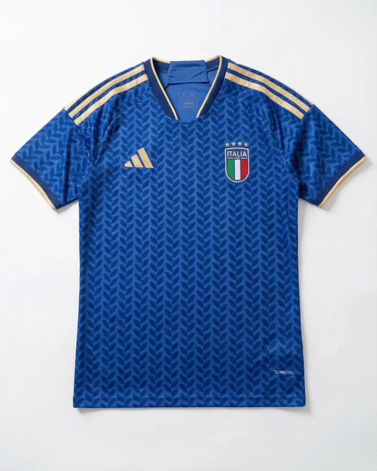 26 Italy Home Fan Version